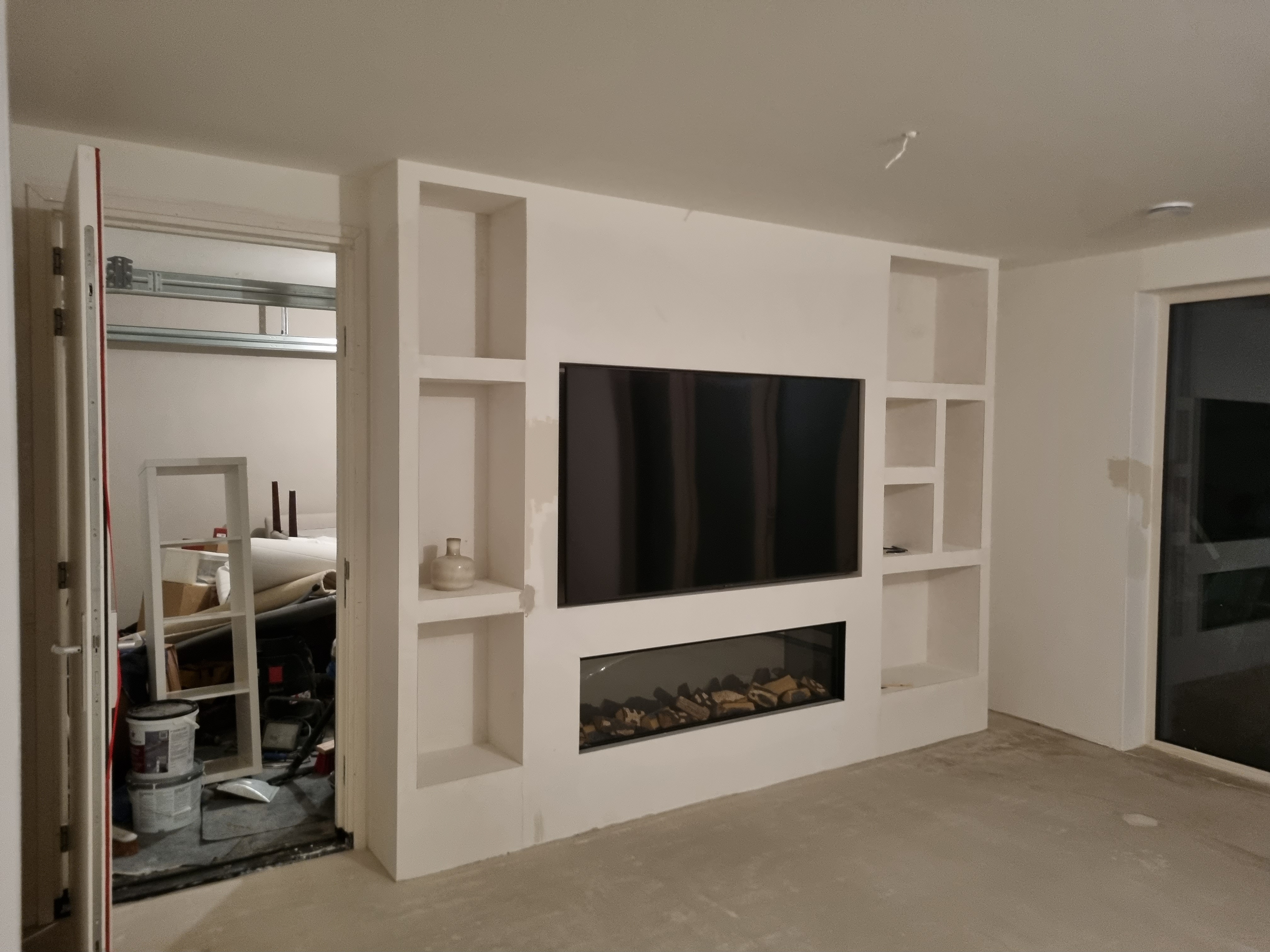 Cinewalls en inbouwkasten